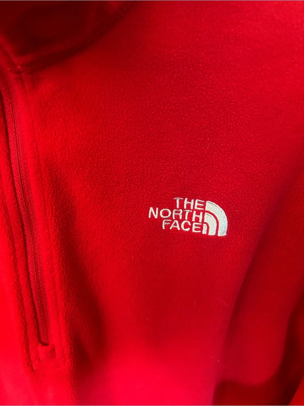 The North Face Men's Red Quarter-Zip Fleece Pullover